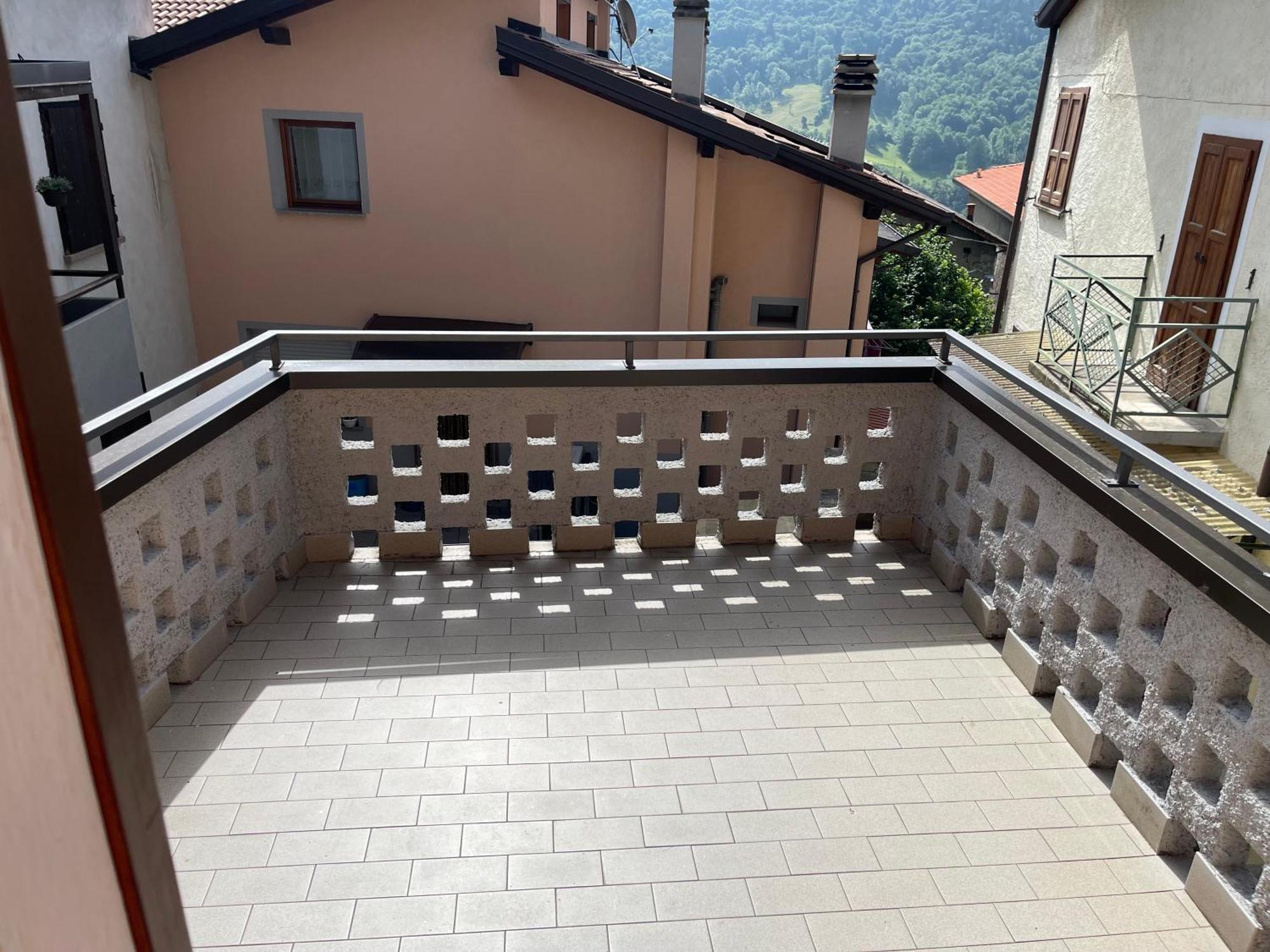 Casa Vacanze La Torre Malonno Ngoại thất bức ảnh
